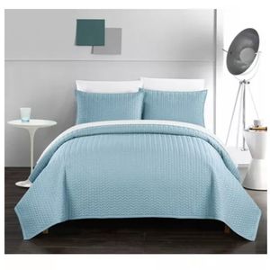 Chic HomeWeaverland 3 Piece Queen Quilt Set